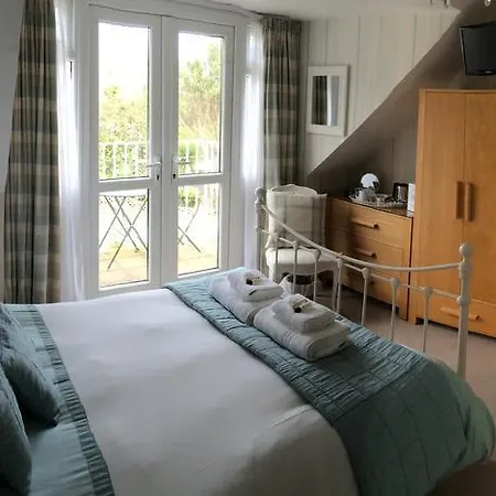 Glanmor St Ives